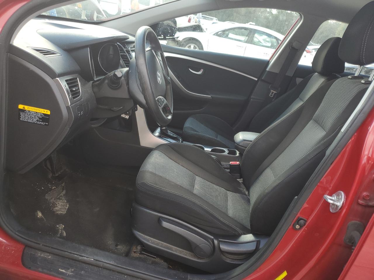 2015 Hyundai Elantra - Image 7