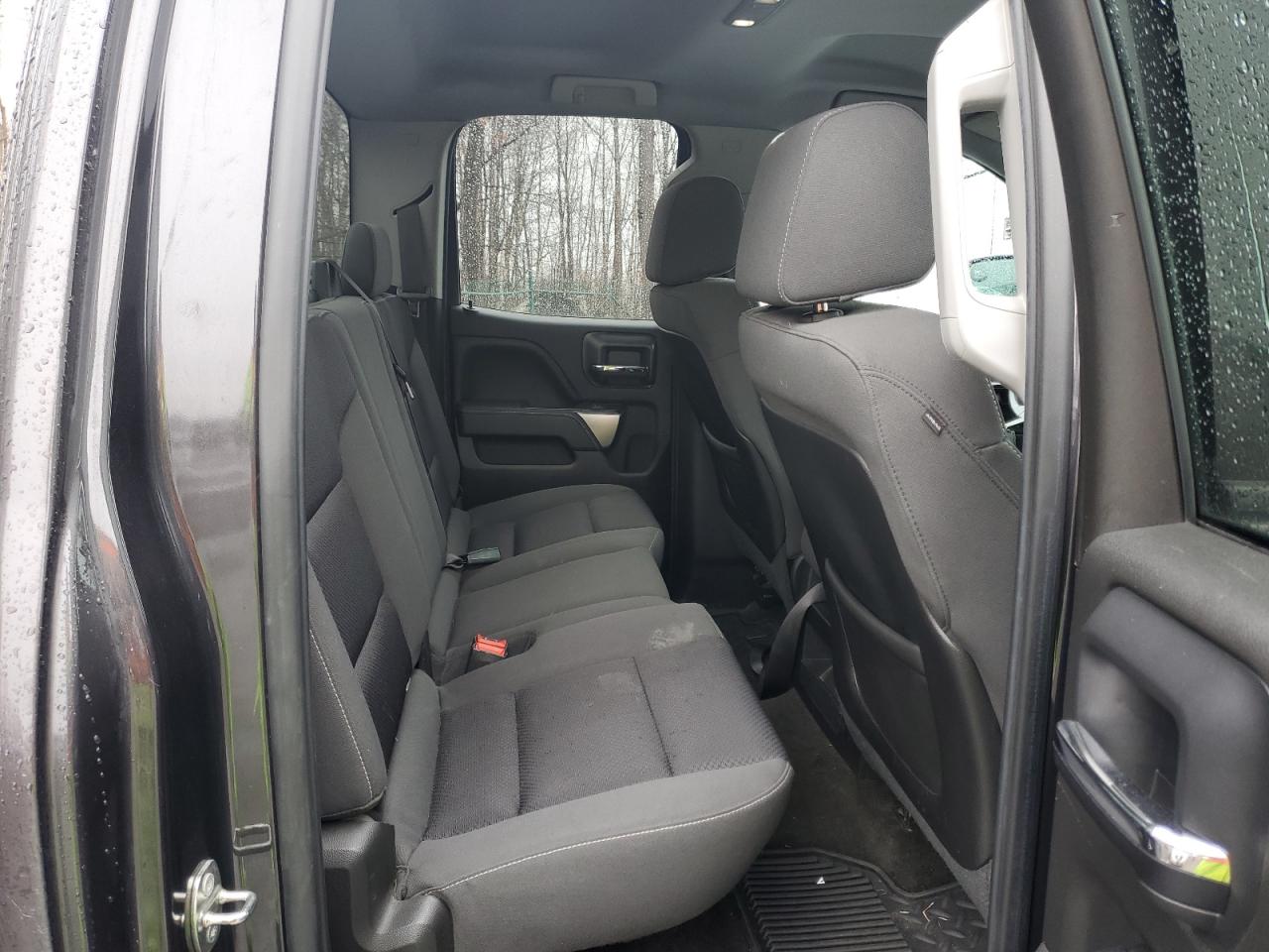 2015 Chevrolet Silverado - Image 10