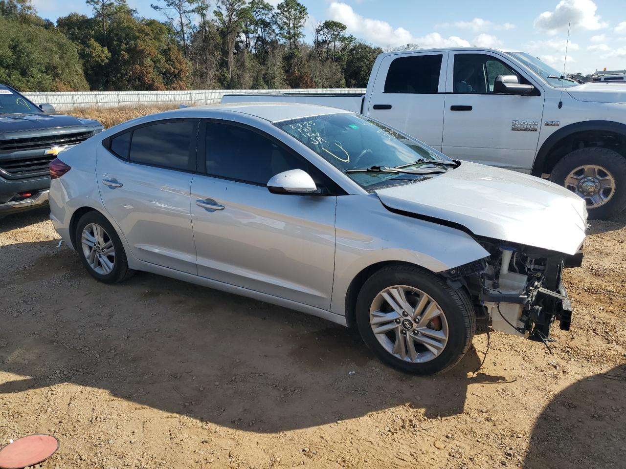2019 Hyundai Elantra - Image 4