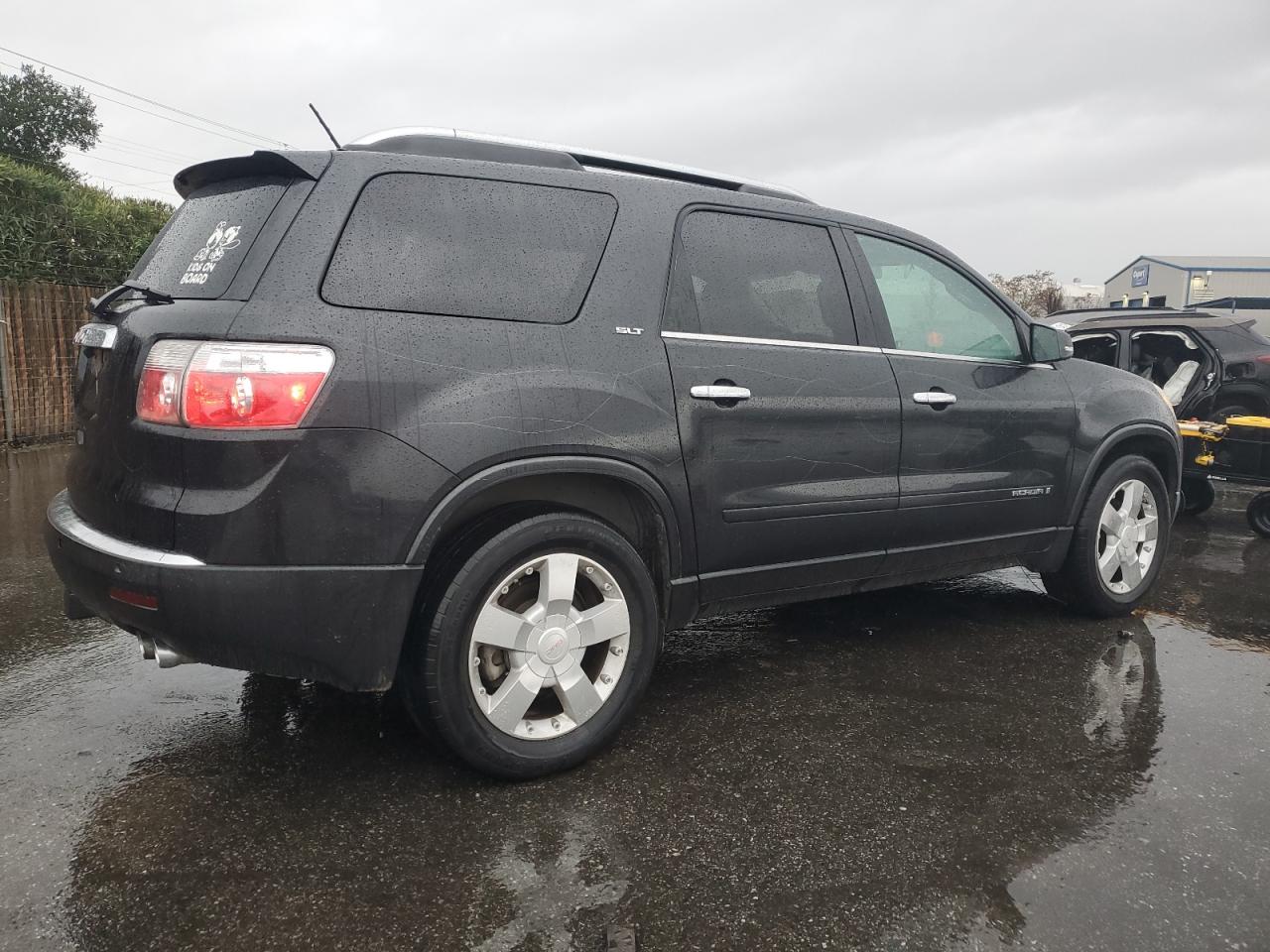 2008 GMC Acadia - Image 3