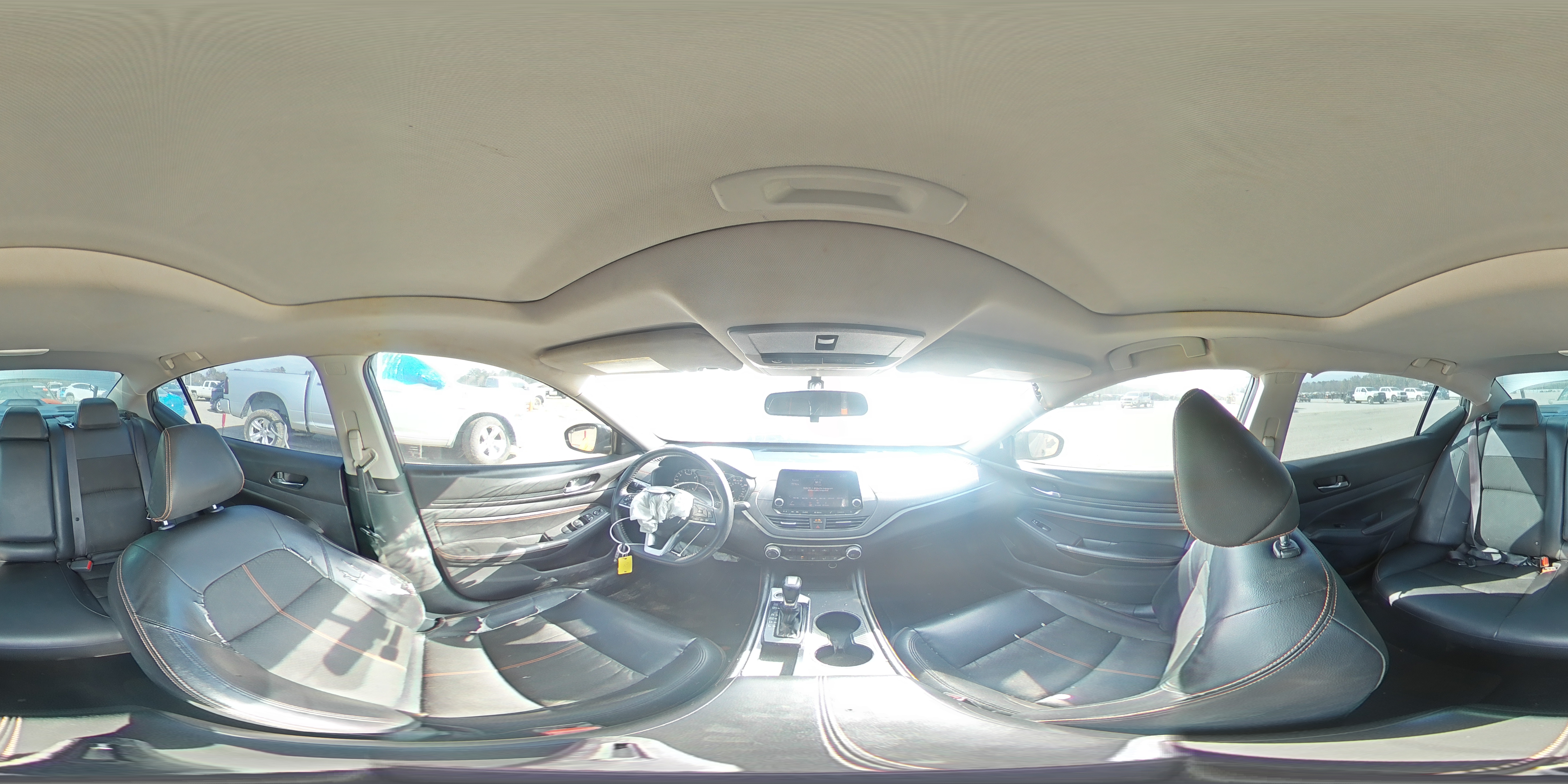 2019 Nissan Altima - Image 13