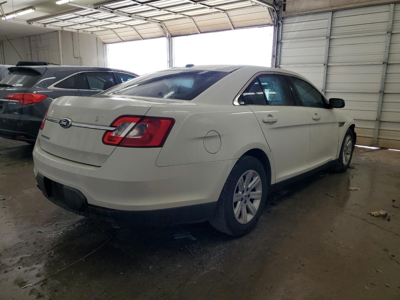 2012 Ford Taurus - Image 3