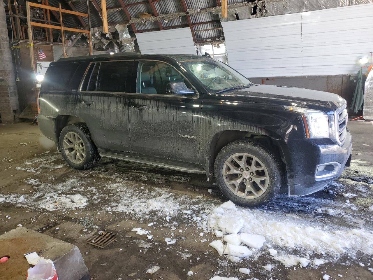 2015 GMC Yukon - Image 4