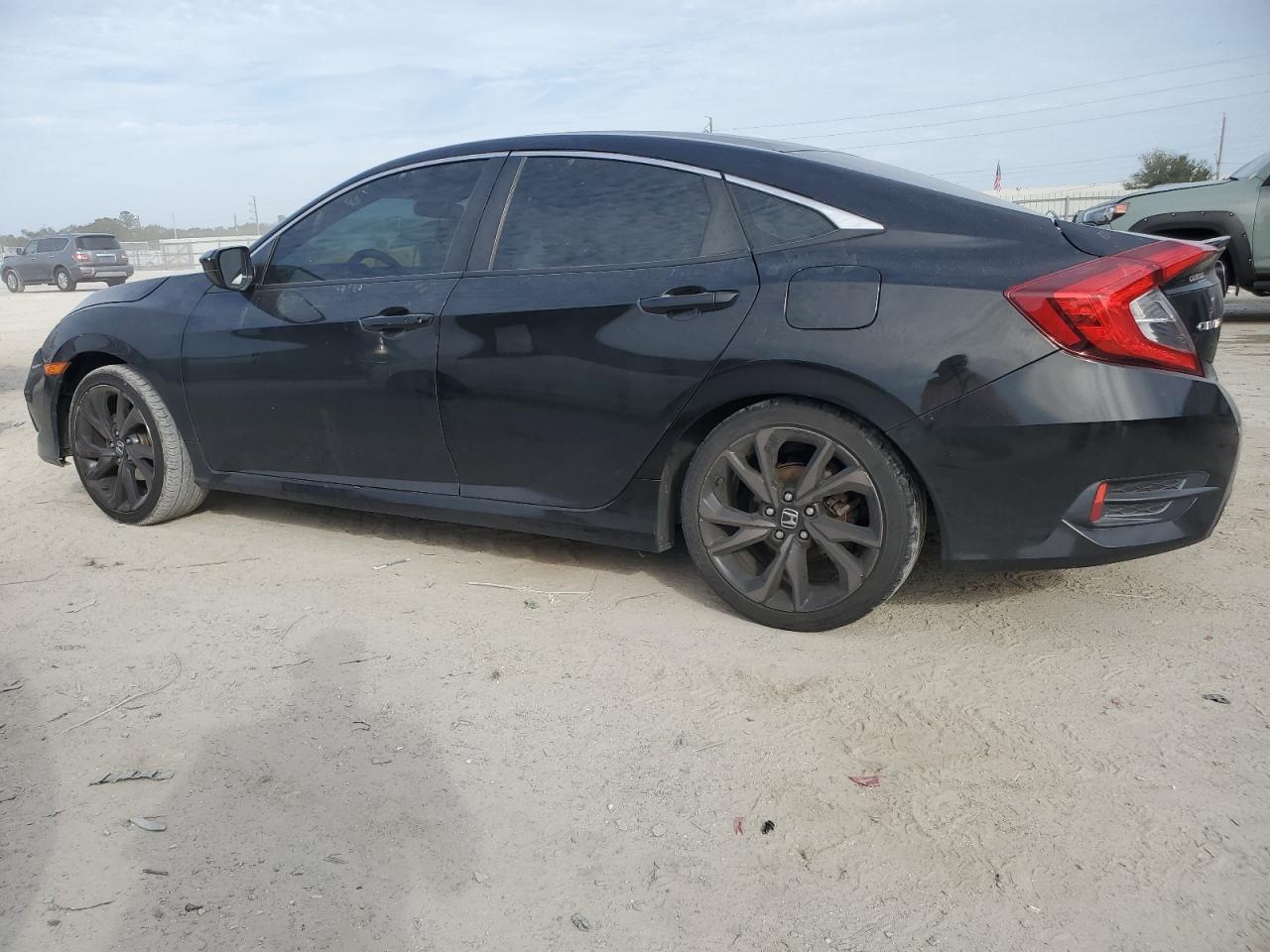 2019 Honda Civic - Image 2