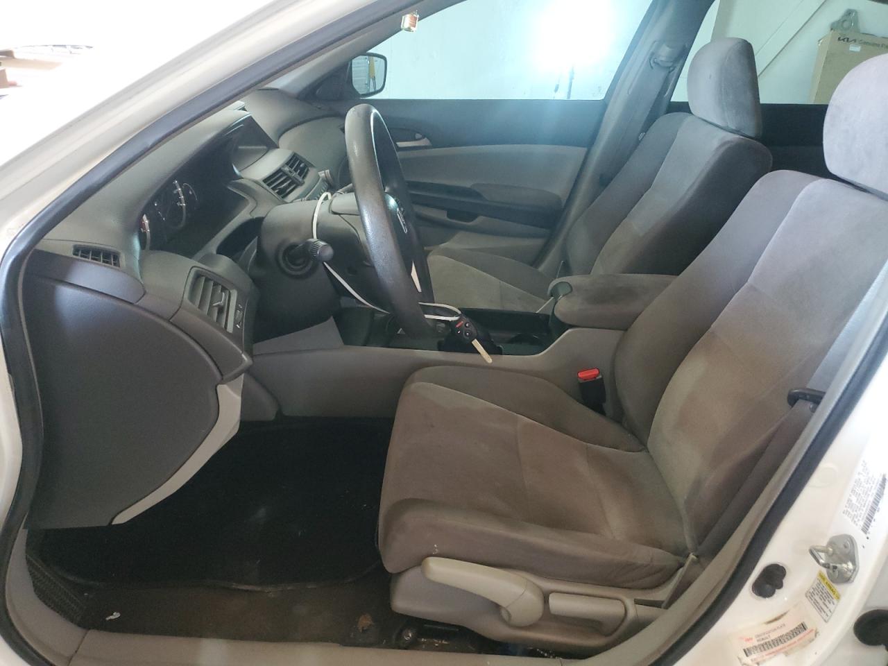 2009 Honda Accord - Image 7