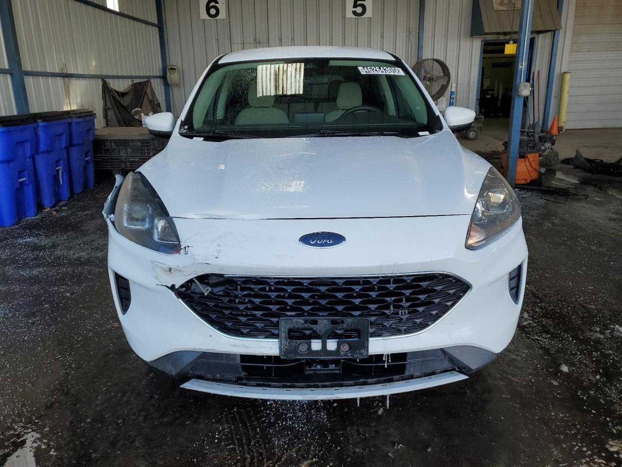 2020 Ford Escape - Image 5