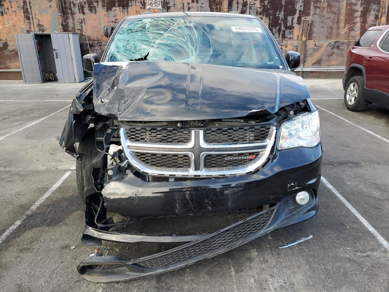 2020 Dodge Caravan - Image 5
