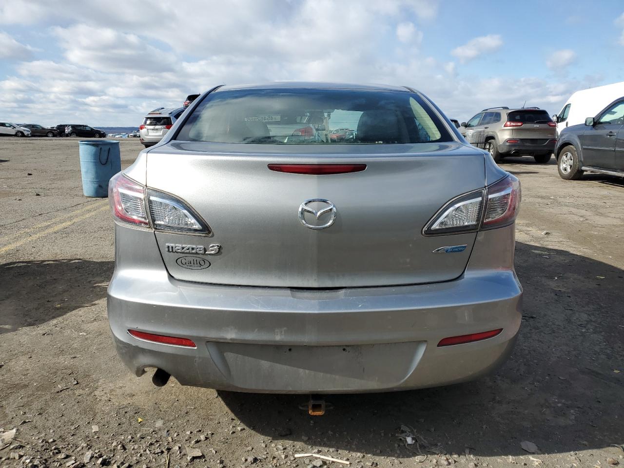 2013 Mazda 3 - Image 6