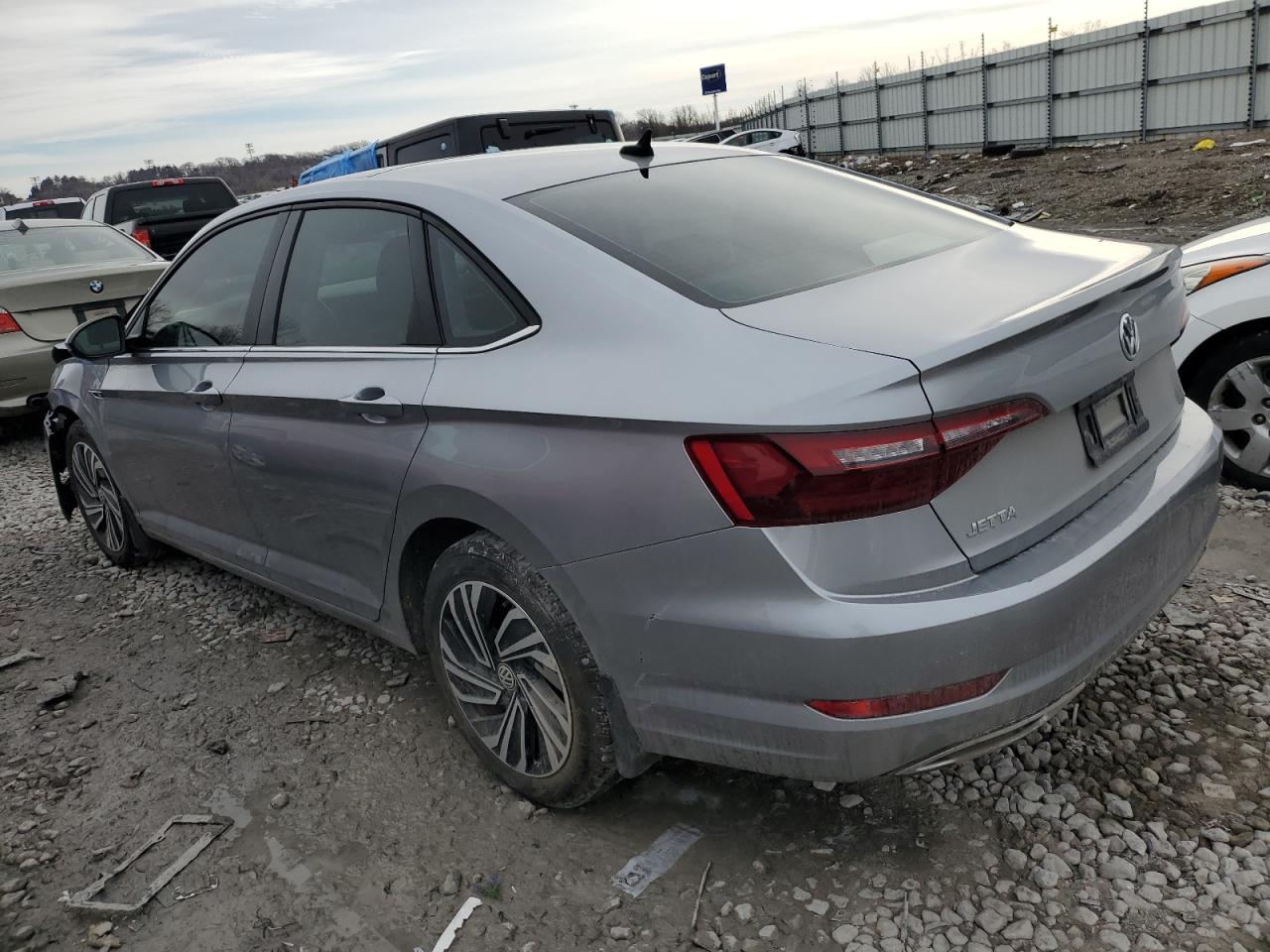 2020 Volkswagen Jetta - Image 2
