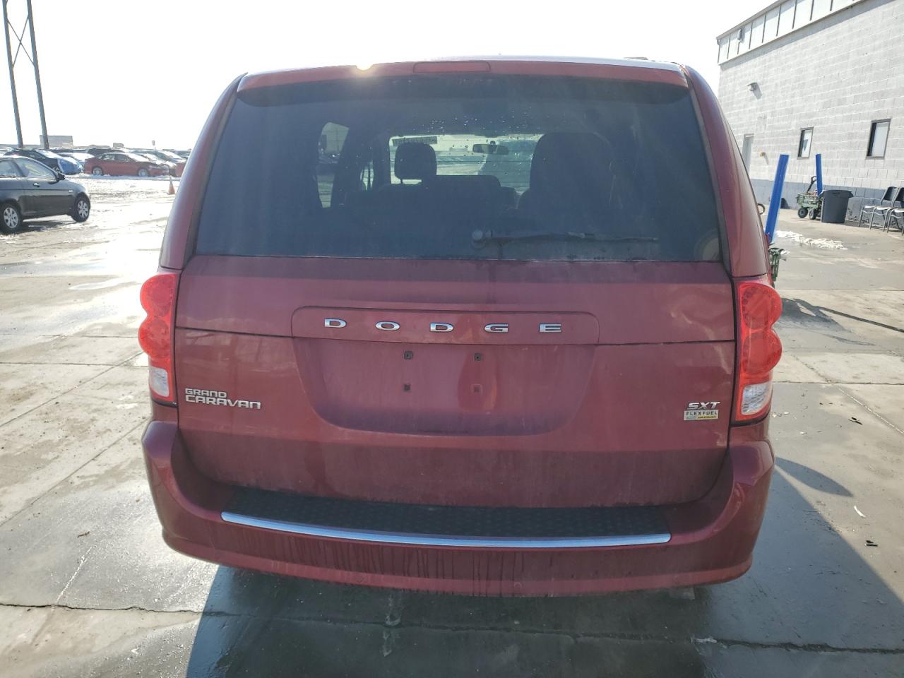 2015 Dodge Caravan - Image 6