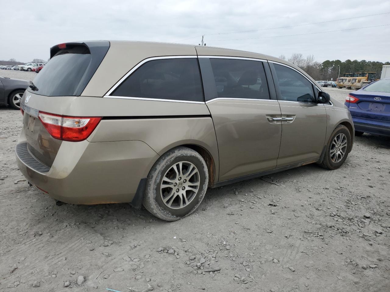 2011 Honda Odyssey - Image 3