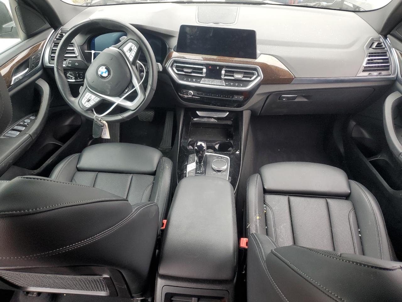 2023 BMW X3 - Image 8
