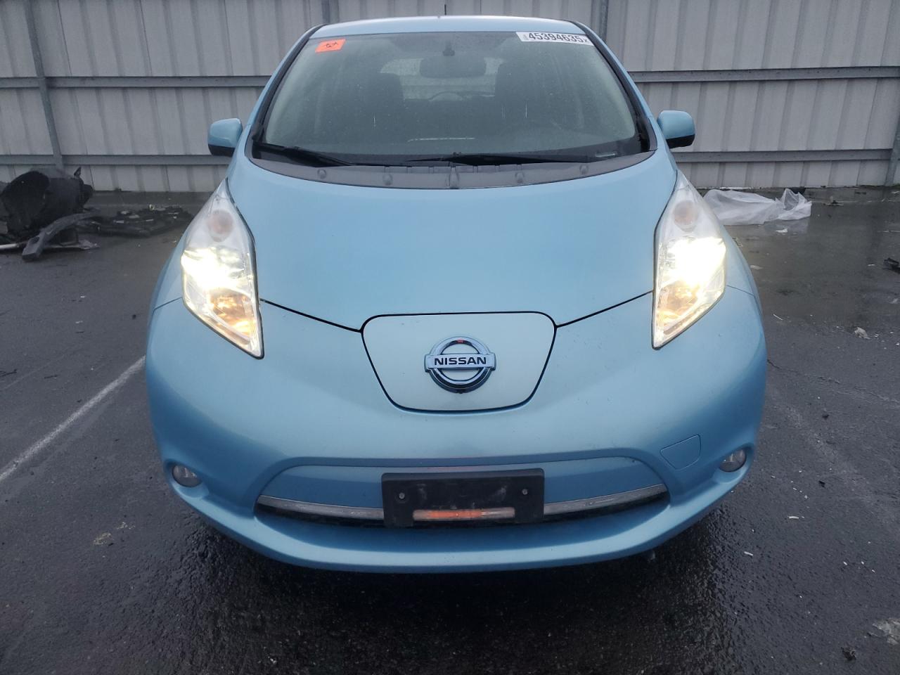 2015 Nissan Leaf - Image 5