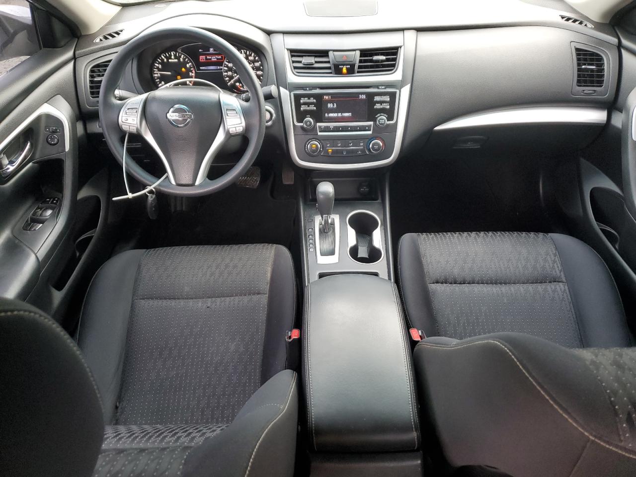 2016 Nissan Altima - Image 8