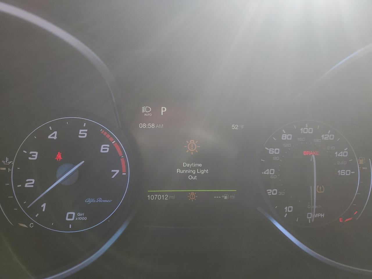 2018 Alfa Romeo Stelvio - Image 9
