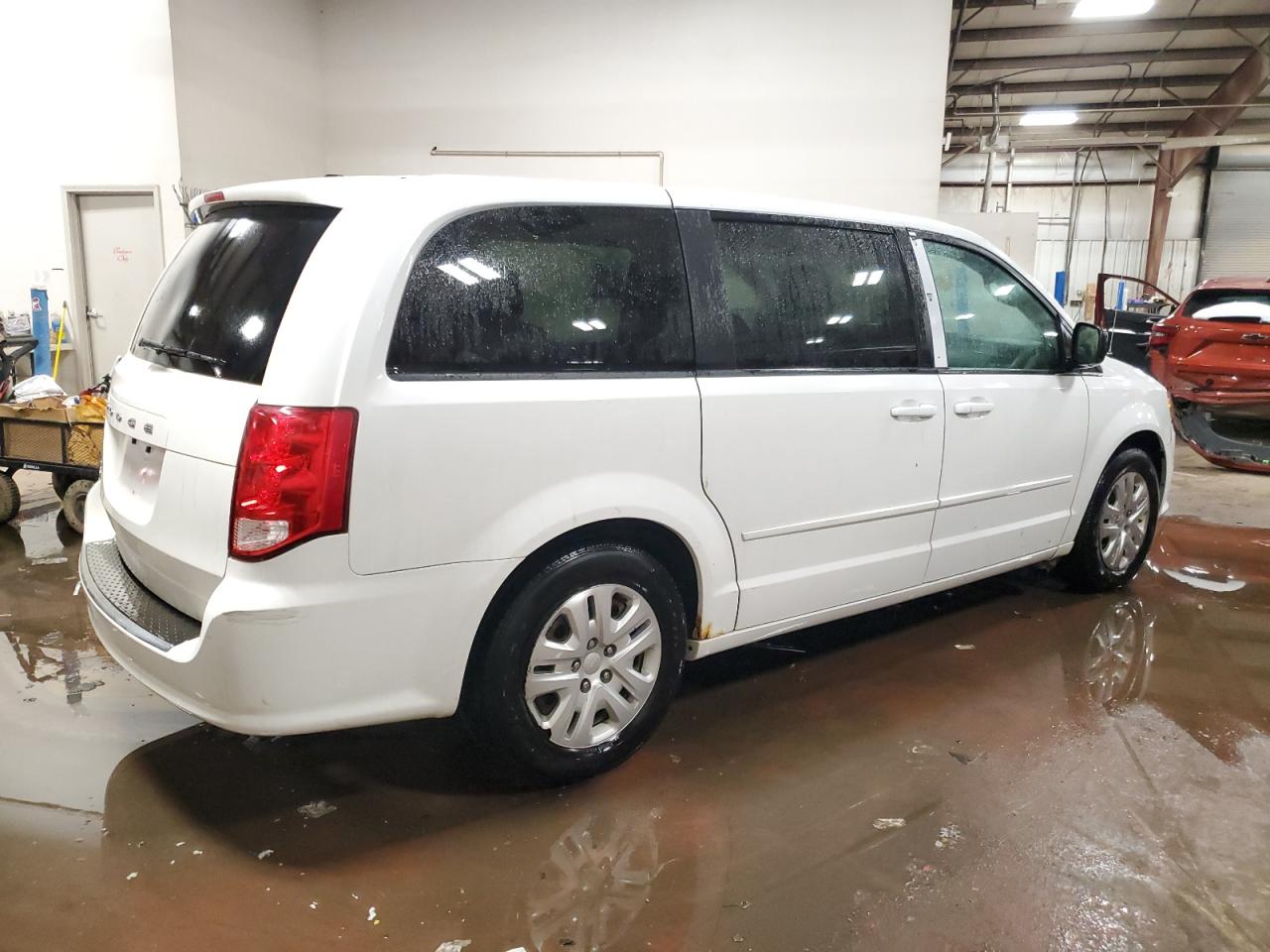 2014 Dodge Caravan - Image 3