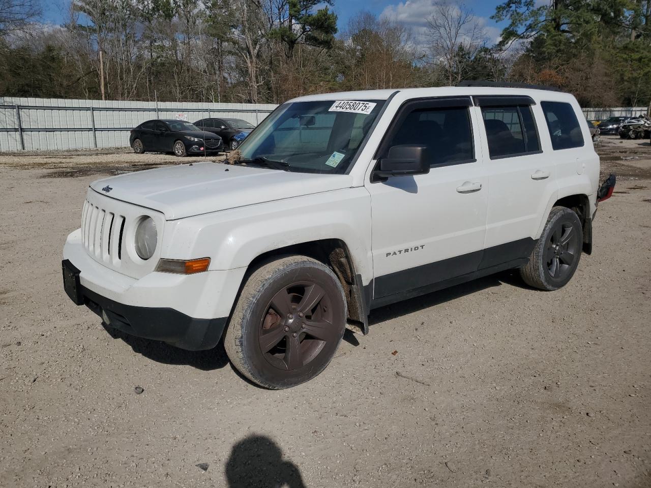 2014 Jeep Liberty (Patriot) - Image 1