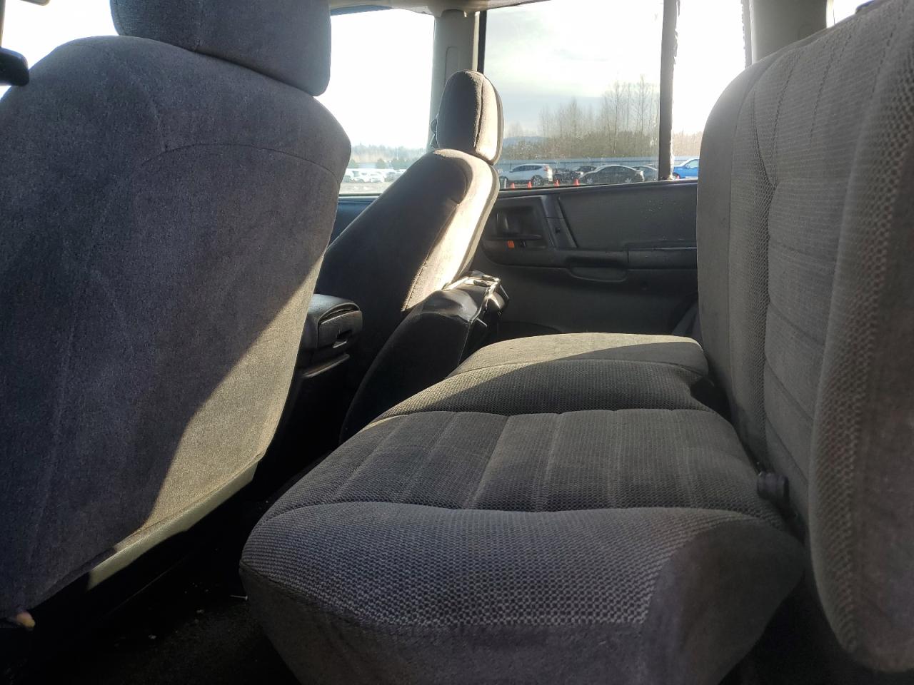 1996 Jeep Grand Cherokee - Image 11