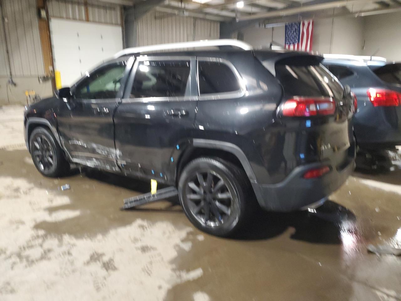 2015 Jeep Grand Cherokee - Image 2
