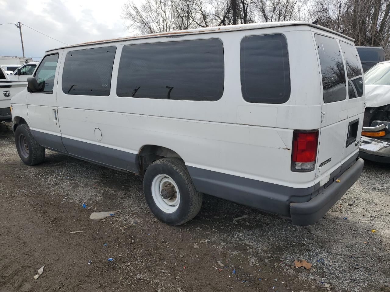 1998 Ford Econoline - Image 2