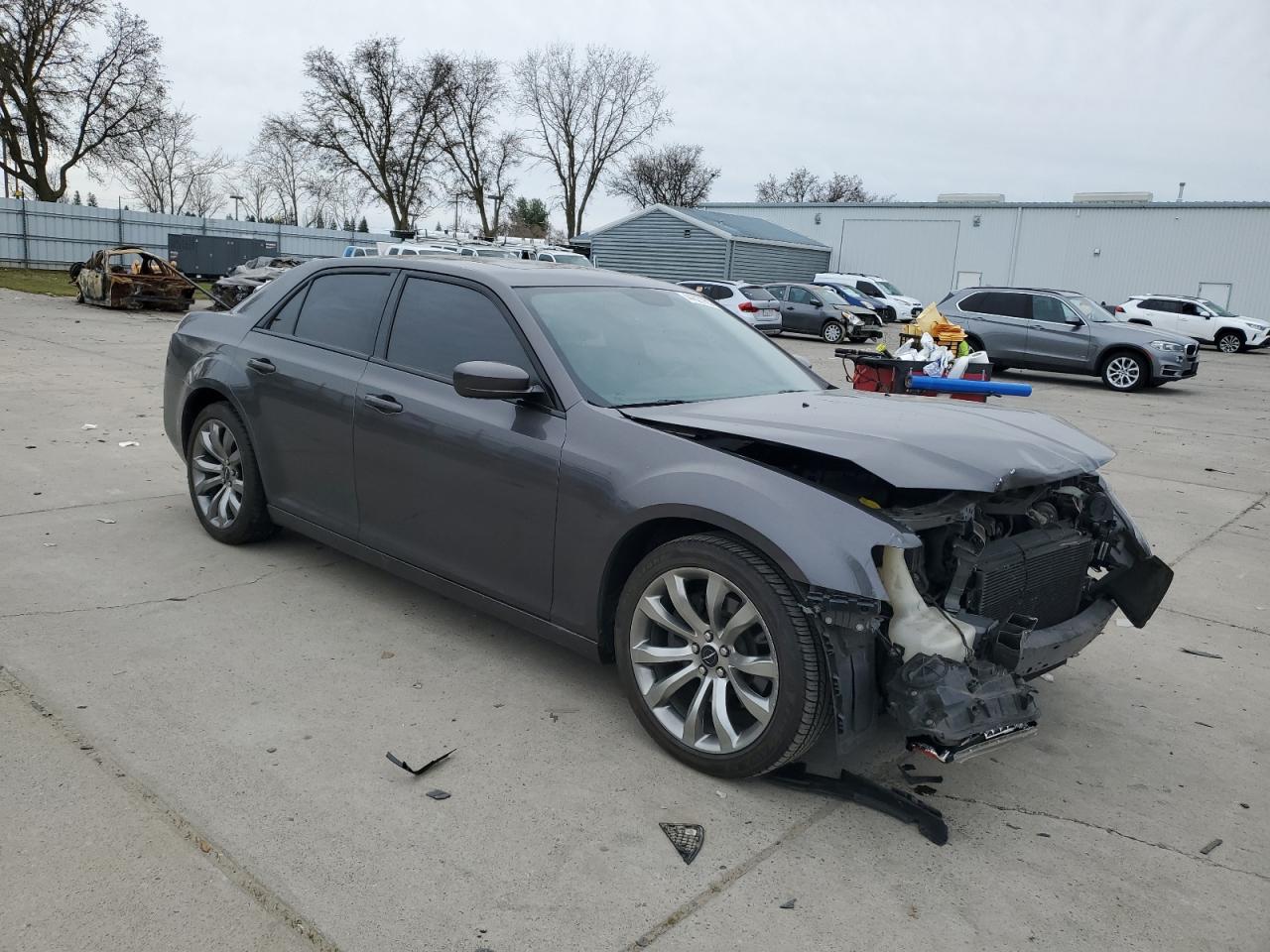 2014 Chrysler 300 - Image 4