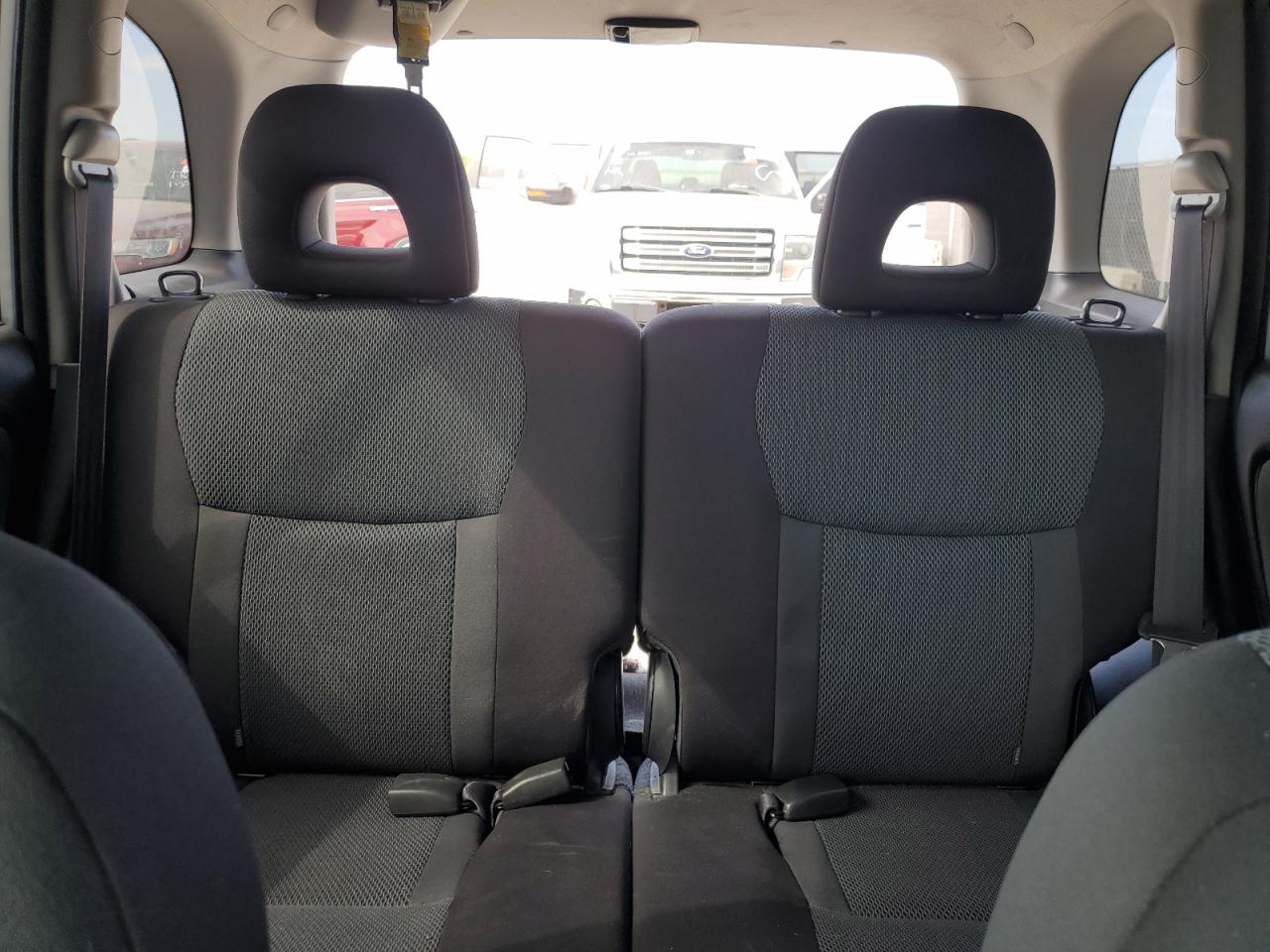 2004 Toyota RAV 4 - Image 10
