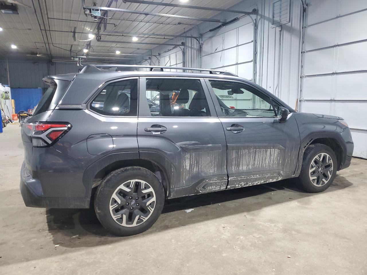 2025 Subaru Forester - Image 3