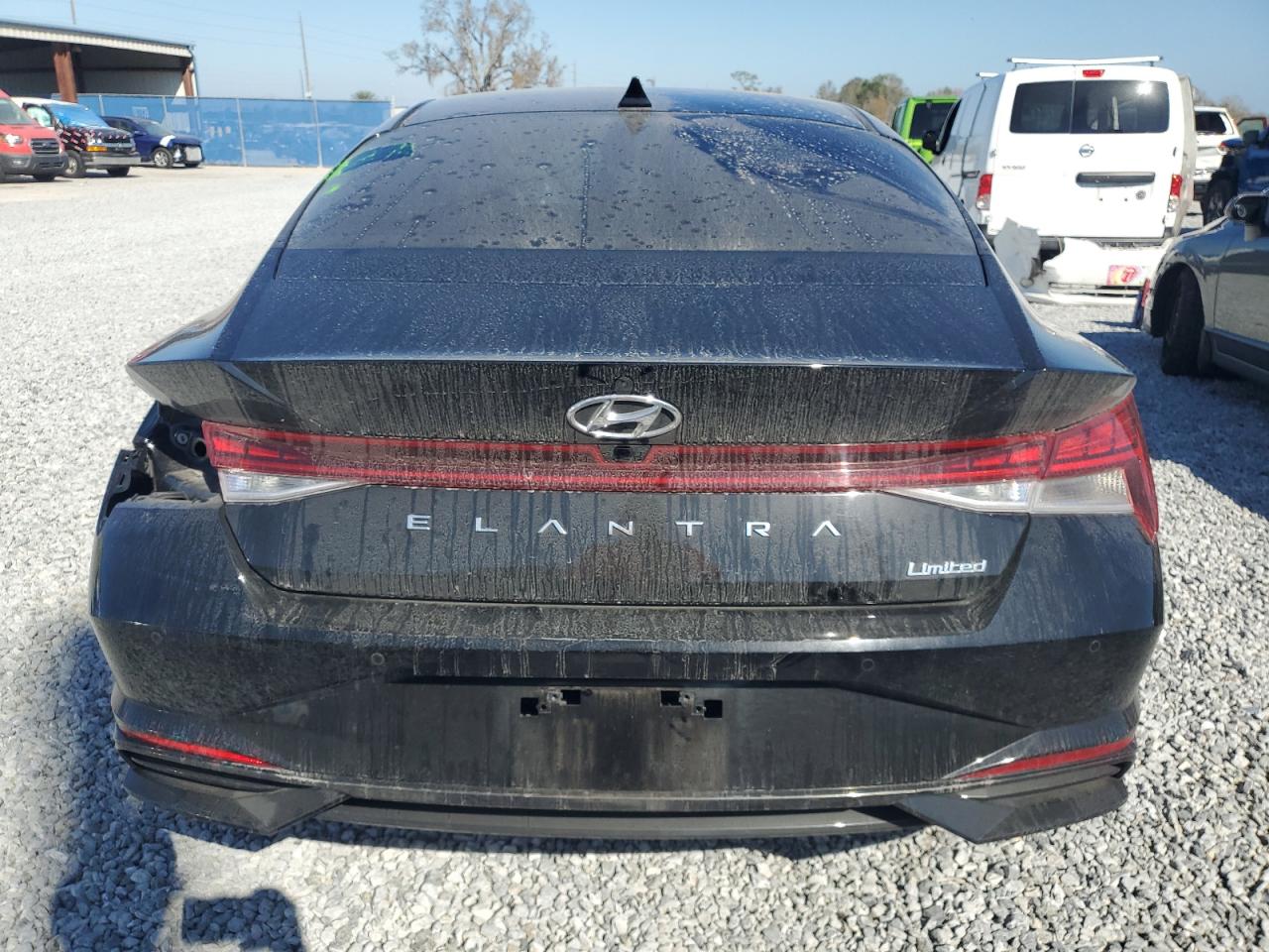 2023 Hyundai Elantra - Image 6