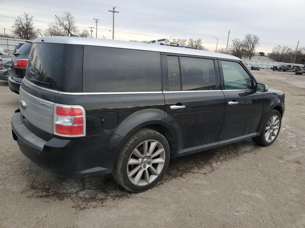 2010 Ford Flex - Image 3