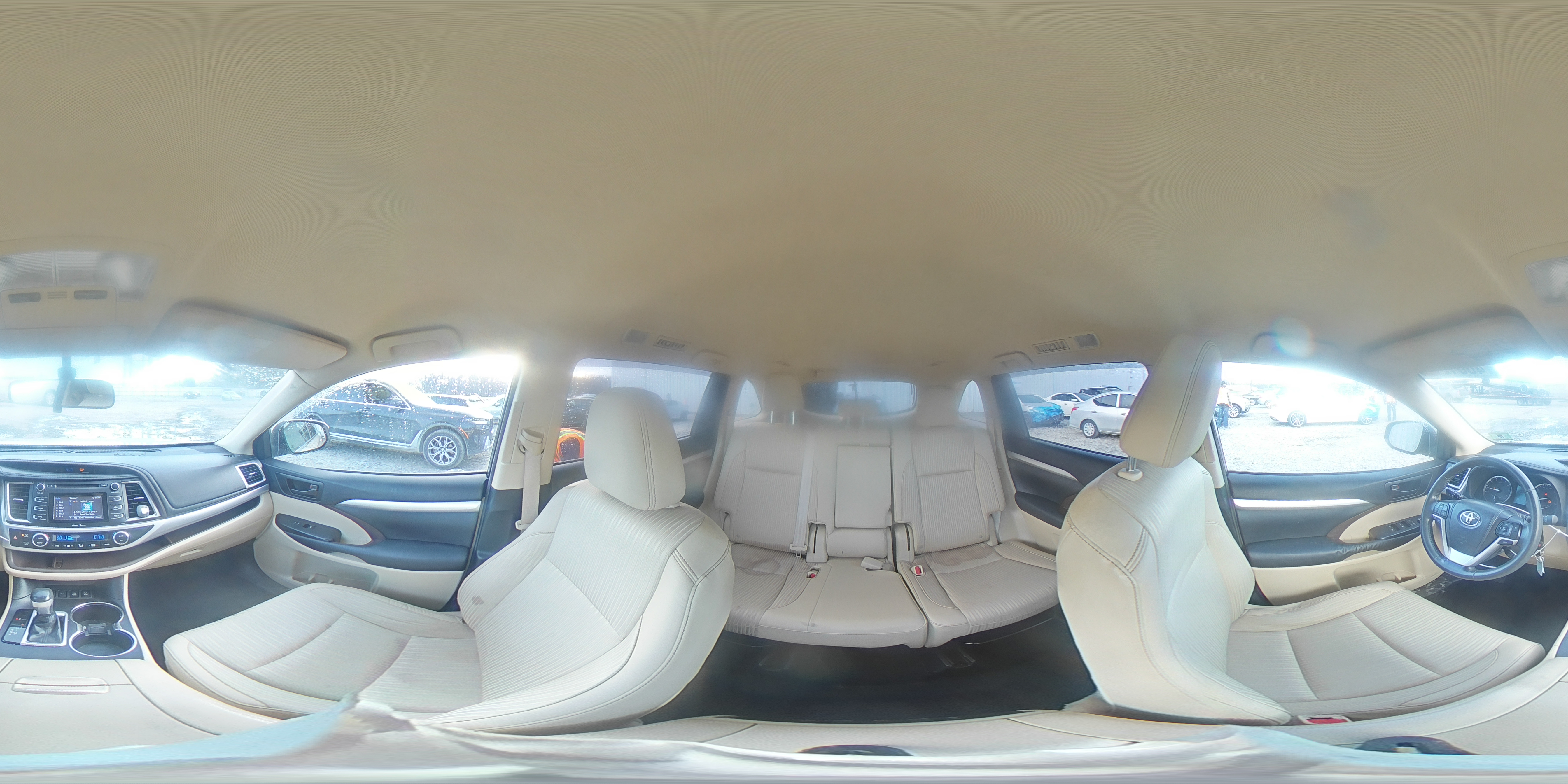 2014 Toyota Highlander - Image 15