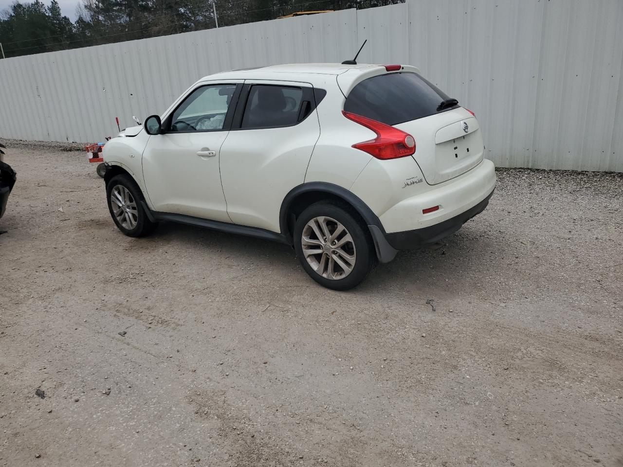 2011 Nissan Juke - Image 2