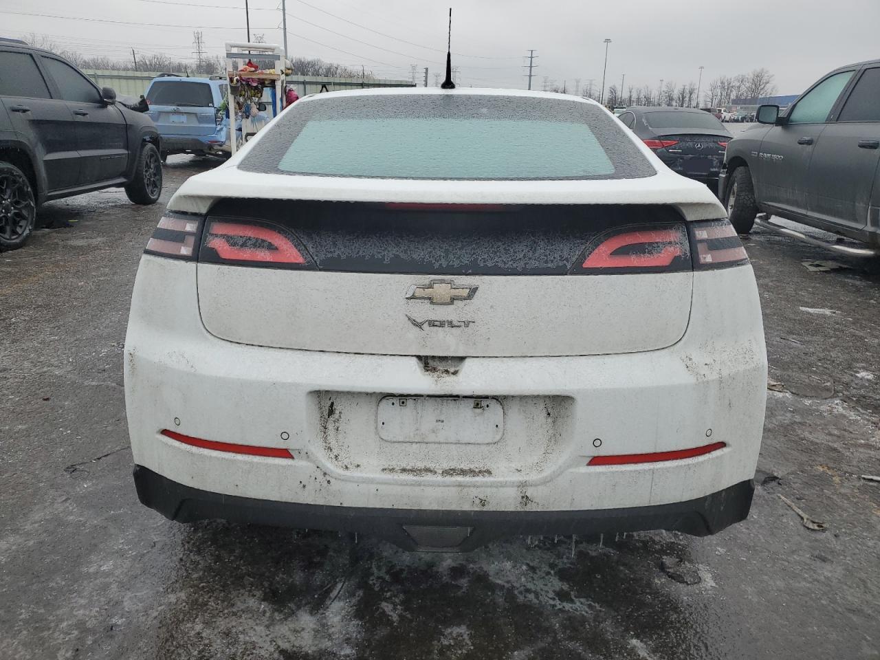 2013 Chevrolet Volt - Image 6