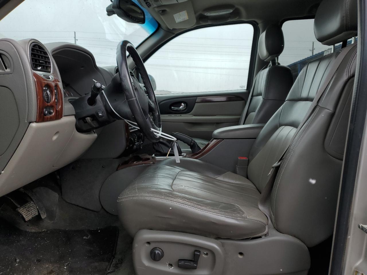 2004 GMC Envoy - Image 7