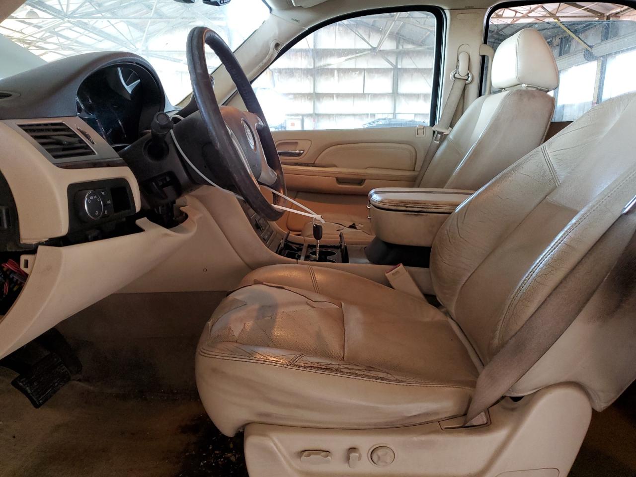 2007 Cadillac Escalade - Image 7