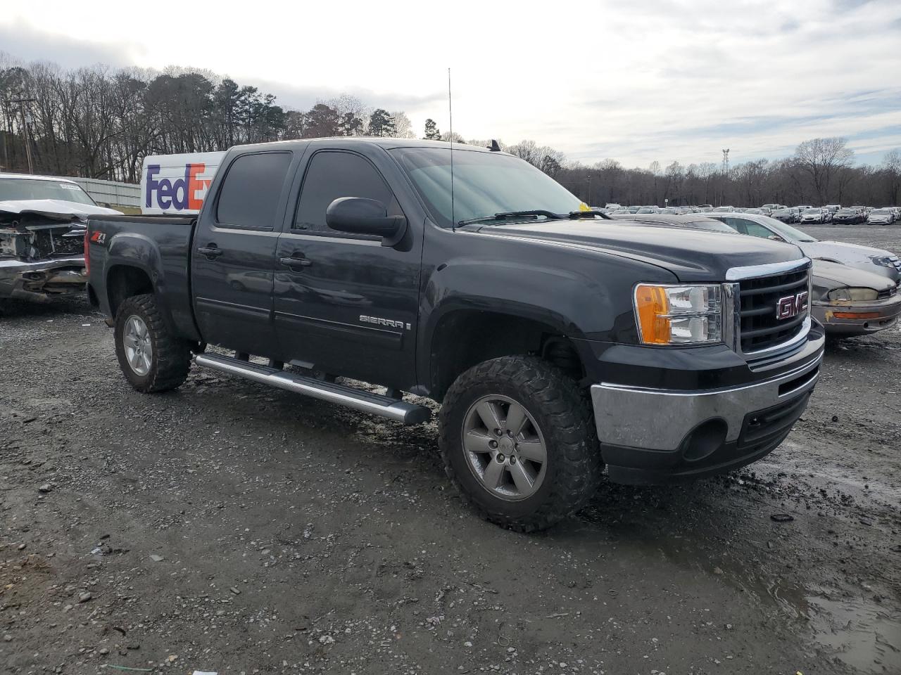 2009 GMC Sierra - Image 4
