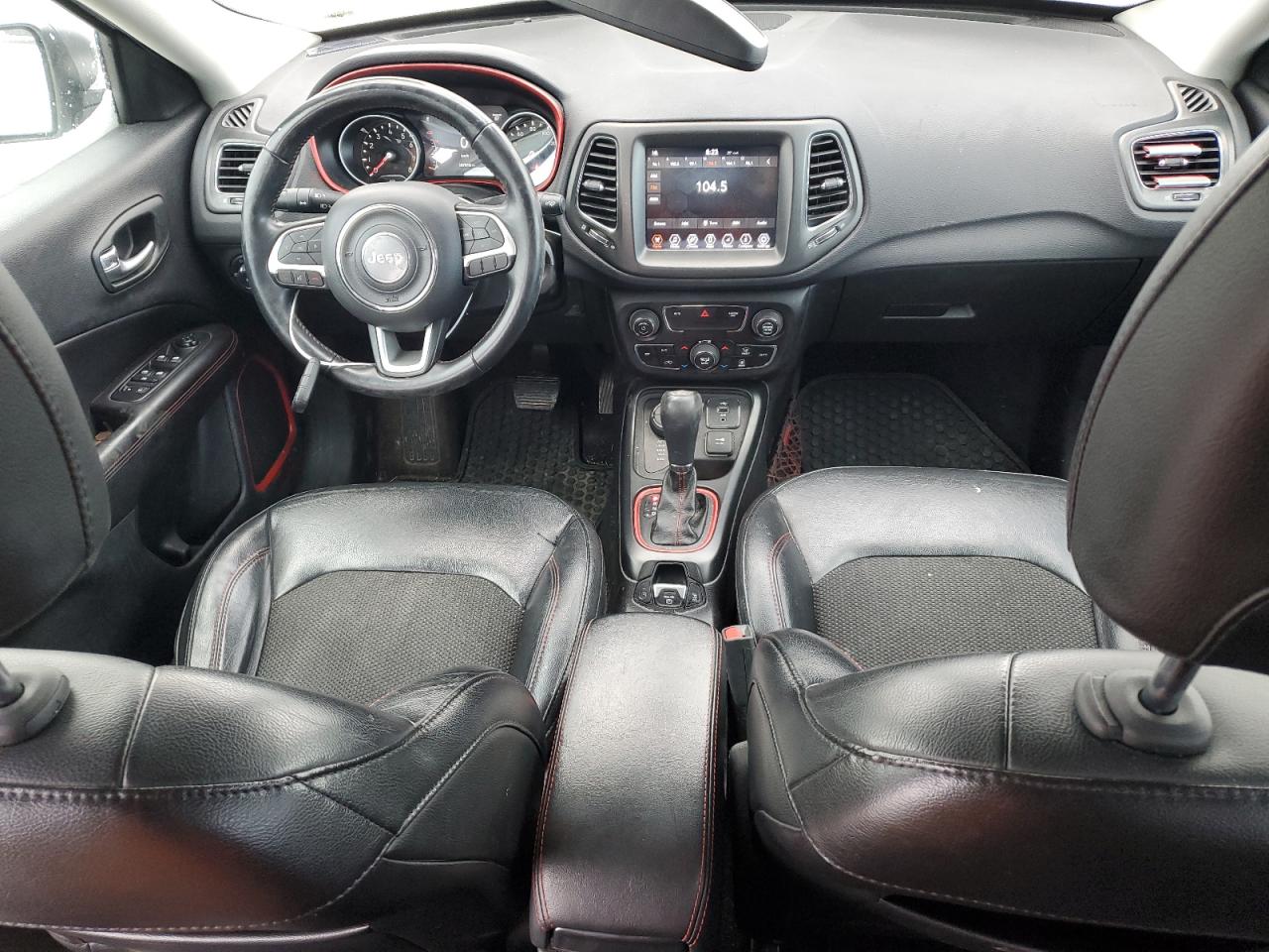 2018 Jeep Compass - Image 8