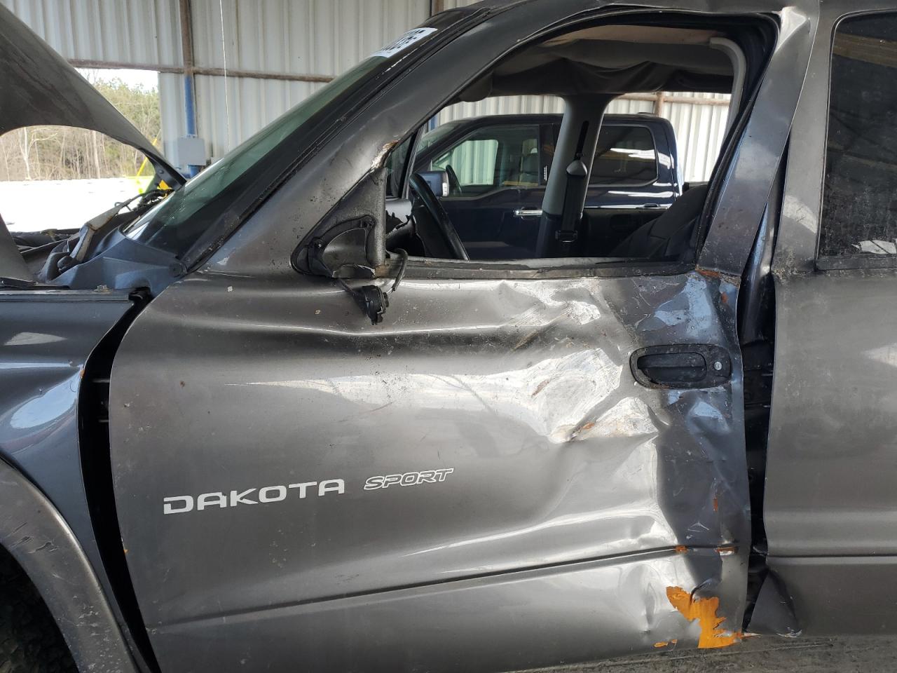 2002 Dodge Dakota - Image 7