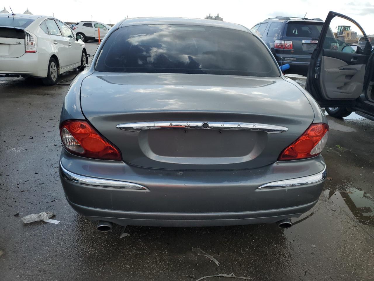 2002 Jaguar X-Type - Image 6