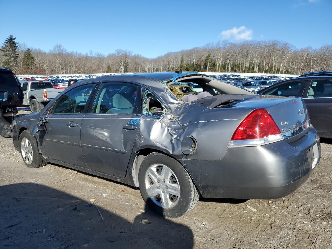 2006 Chevrolet Impala - Image 2
