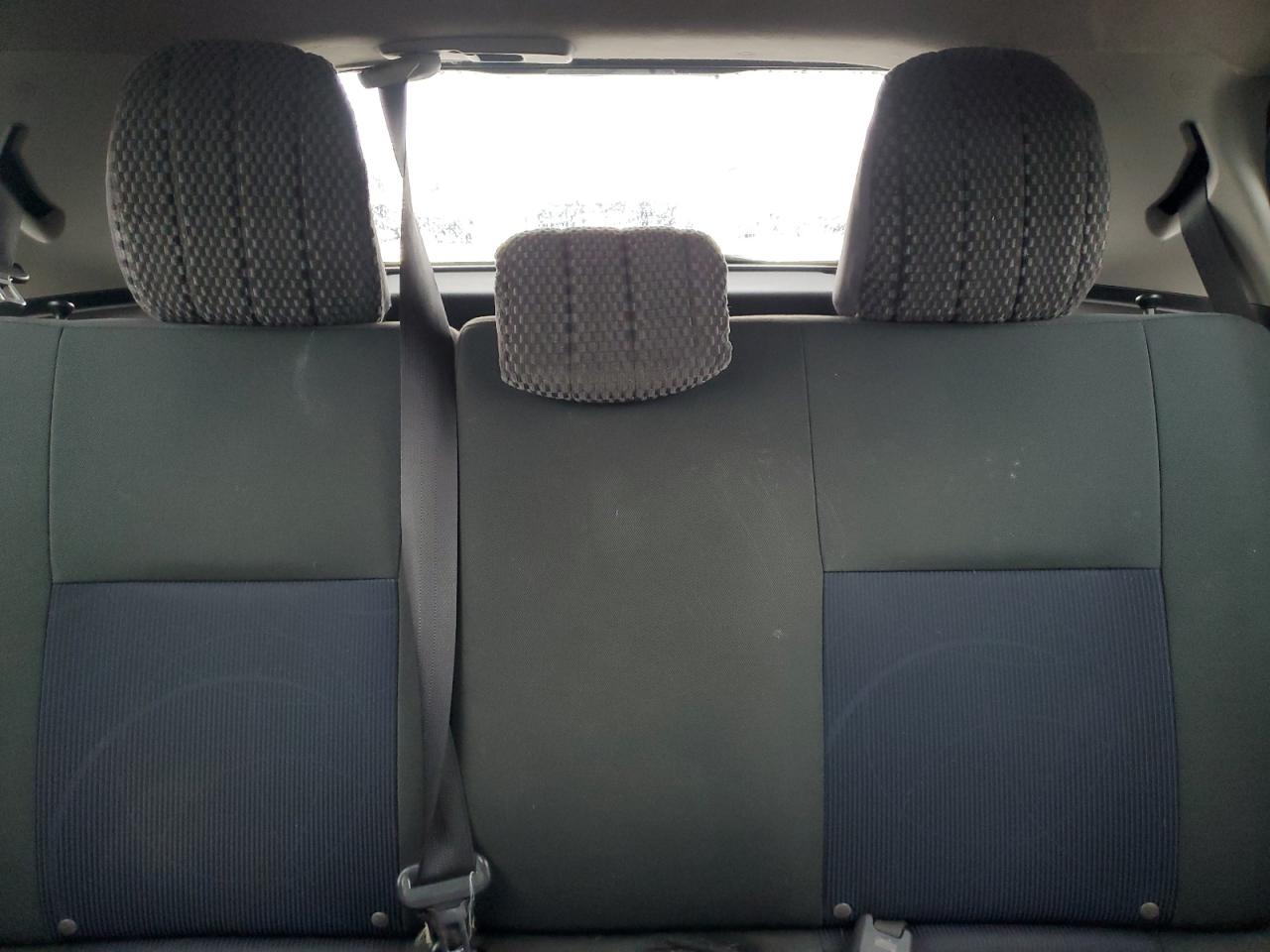 2015 Toyota Prius - Image 10