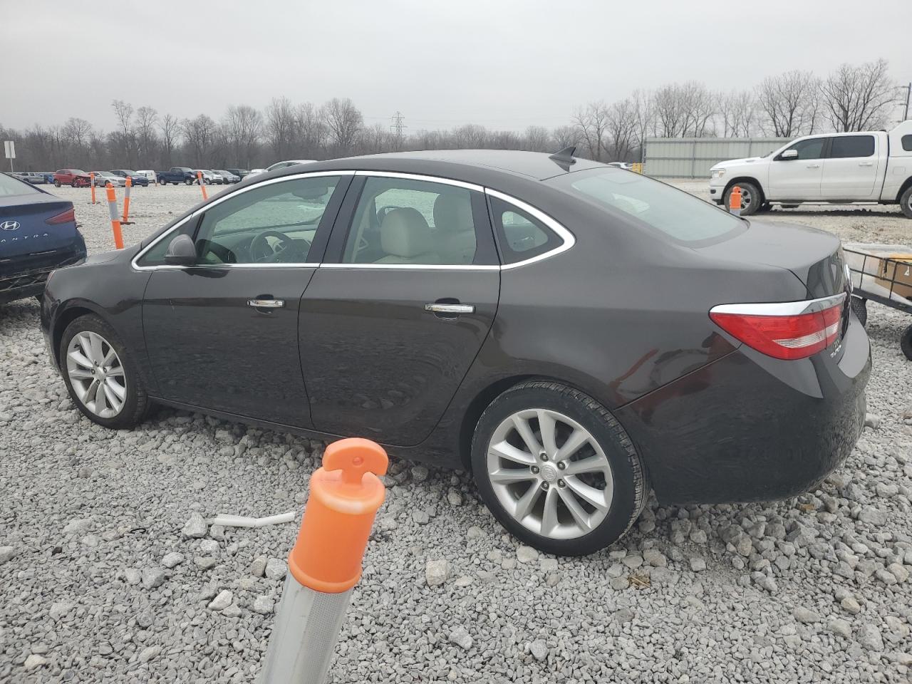 2014 Buick Verano - Image 2