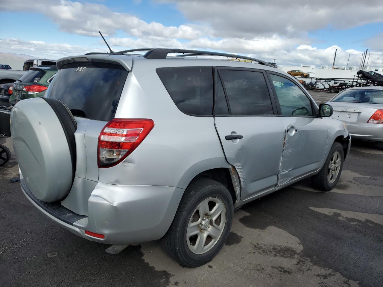 2011 Toyota RAV 4 - Image 3