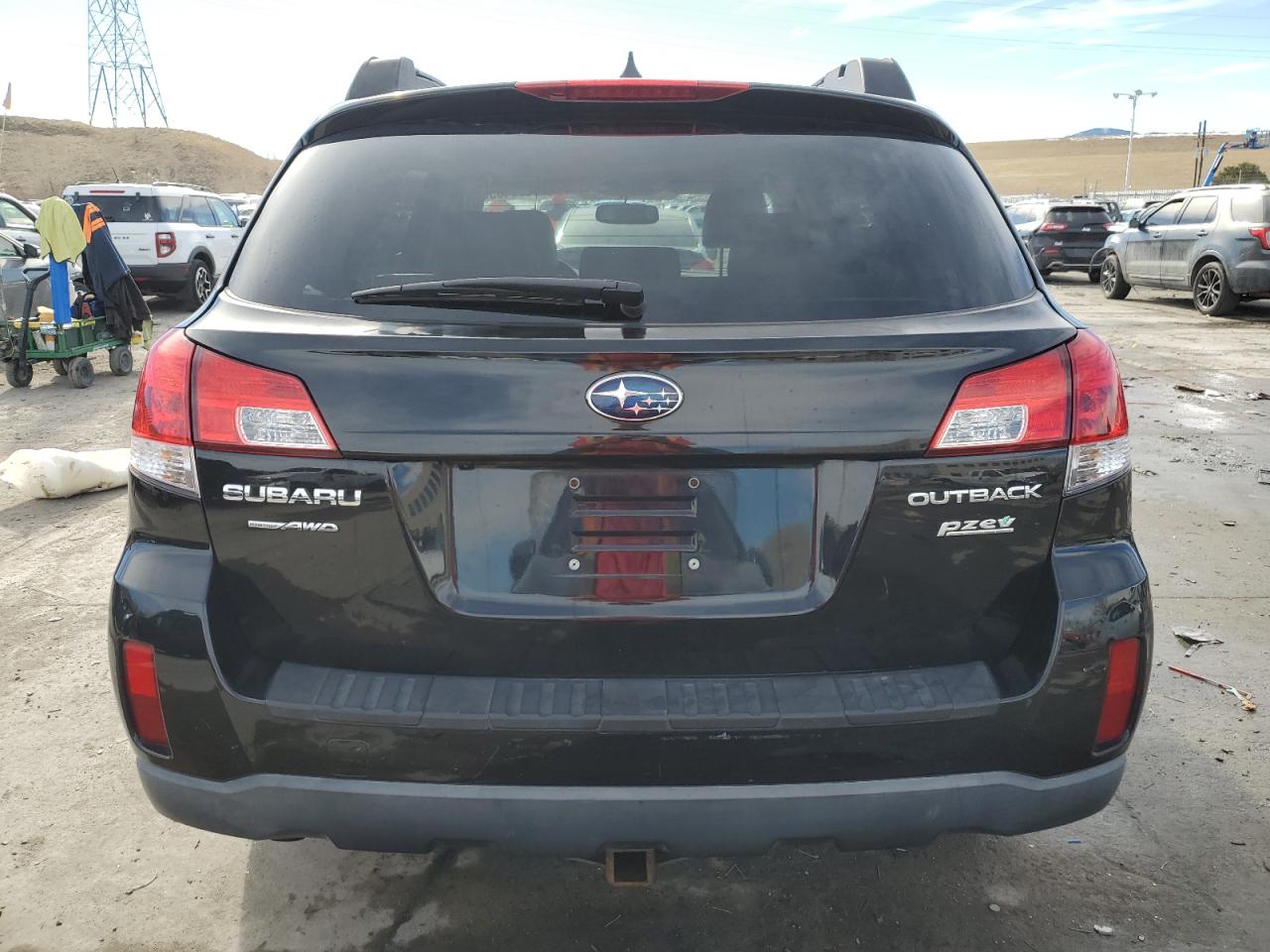 2013 Subaru Outback - Image 6