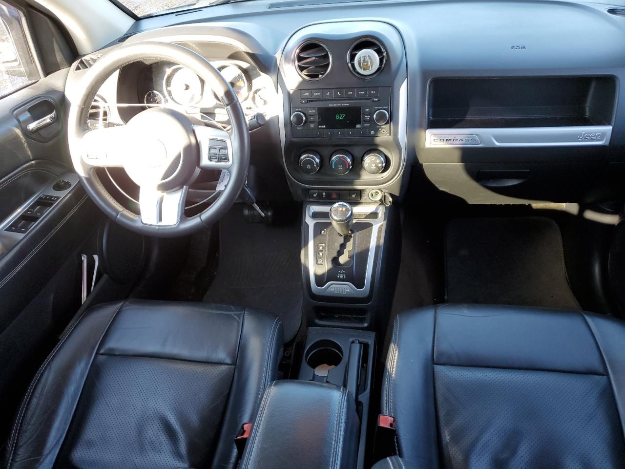 2015 Jeep Compass - Image 8