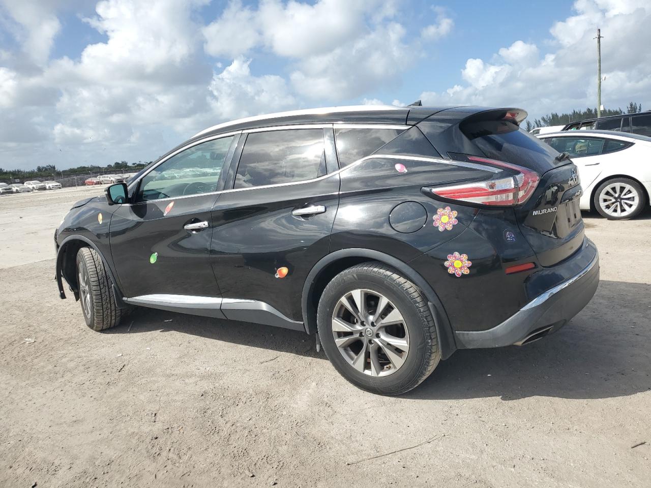 2015 Nissan Murano - Image 2