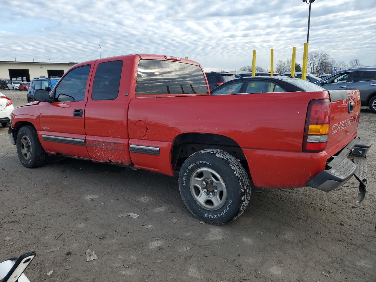 2000 Chevrolet Silverado - Image 2