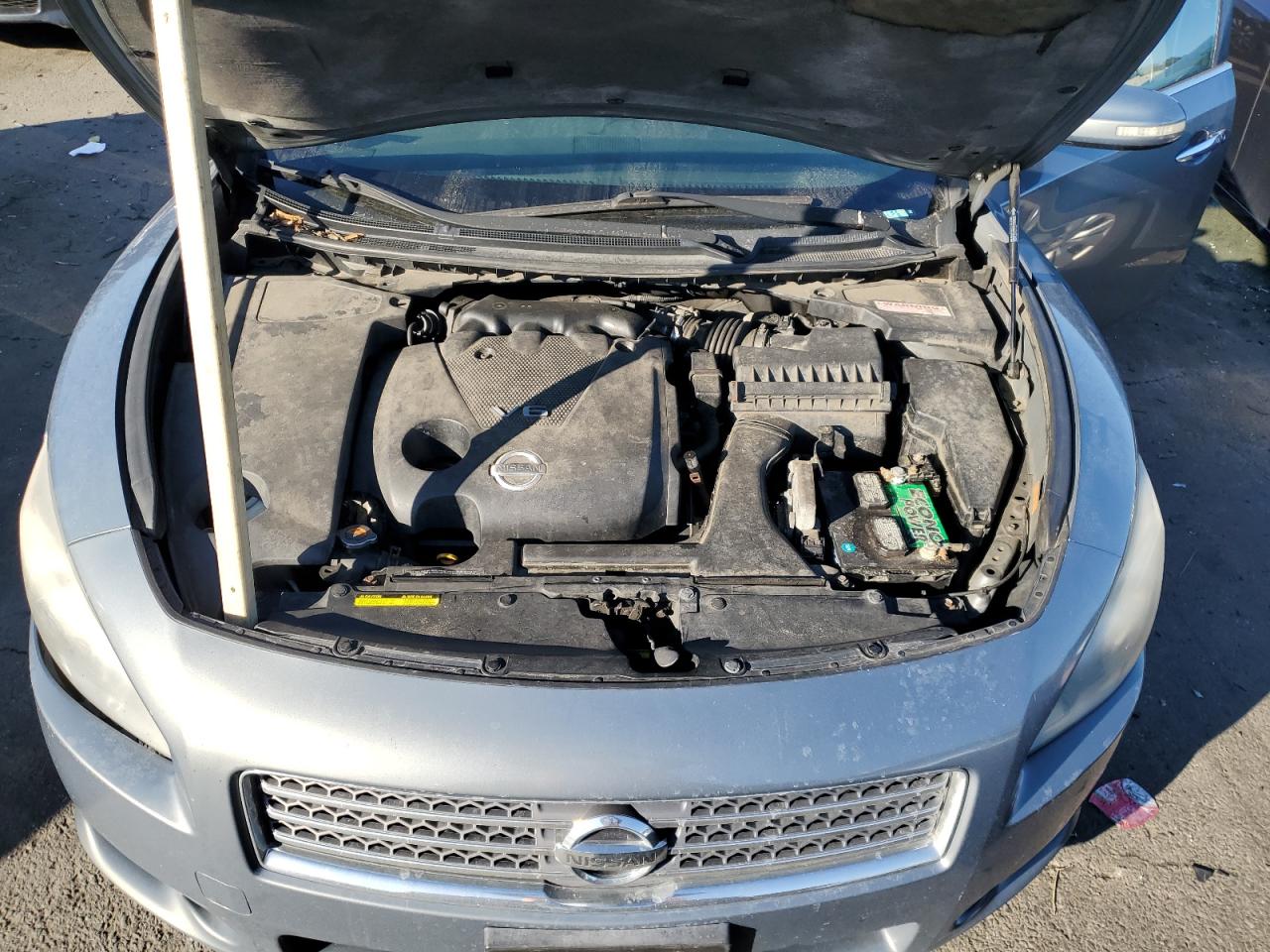 2009 Nissan Maxima - Image 11
