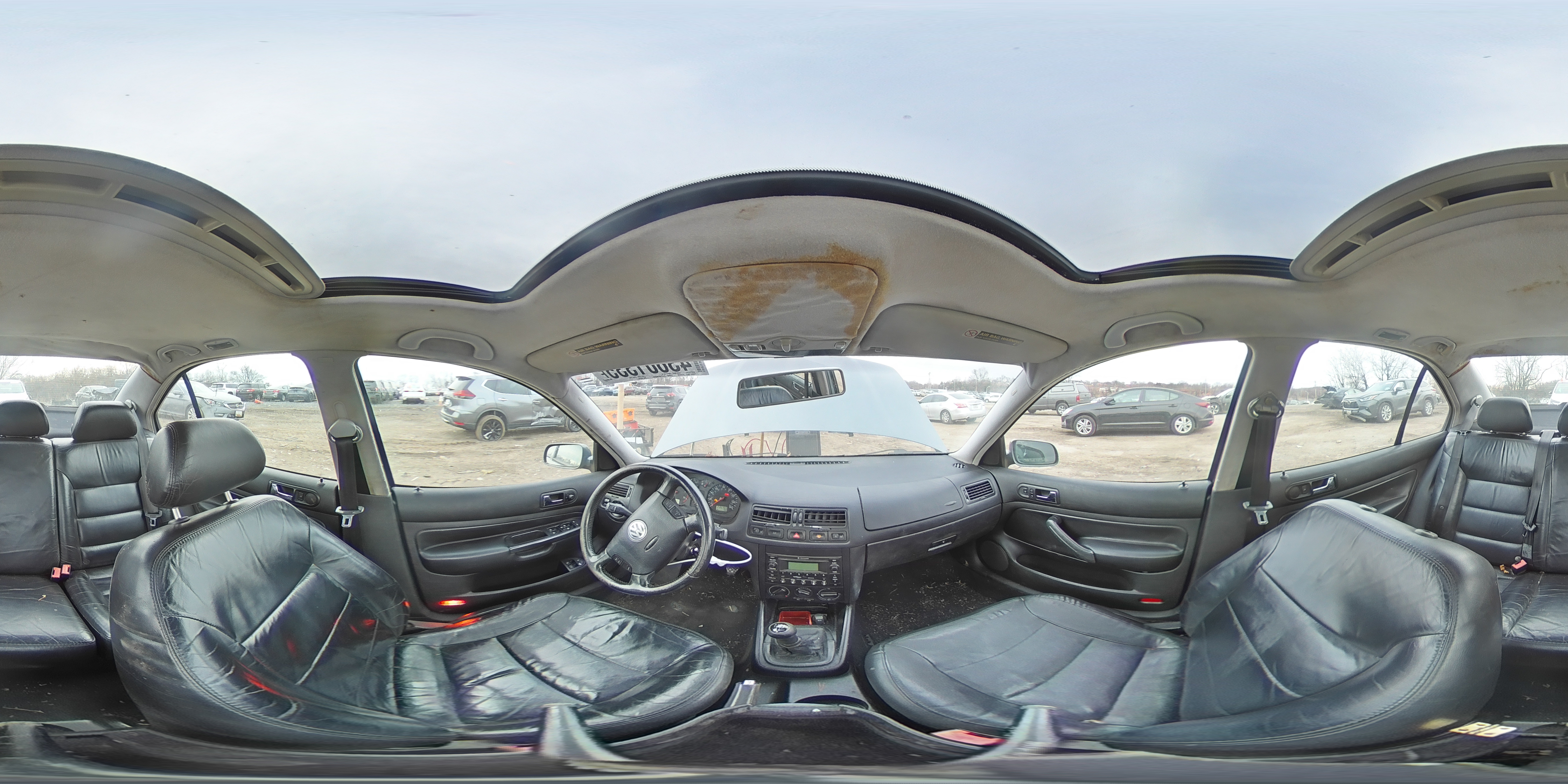 2003 Volkswagen Jetta - Image 13