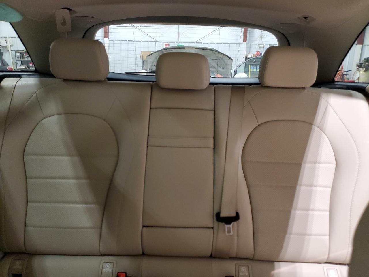 2018 Mercedes-Benz GLC - Image 10