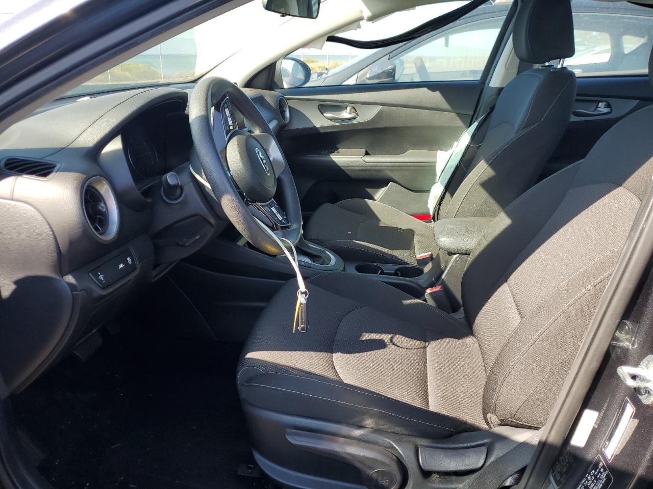 2021 Kia Forte - Image 7